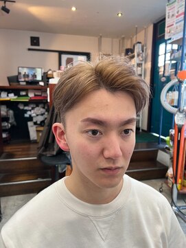 サム S+D HAIR COMMUNITY SAM アップバングミルクベージュ