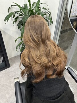 ティント 梅田(Tint) 【Ryota】ブラウンベージュ《大阪梅田駅》