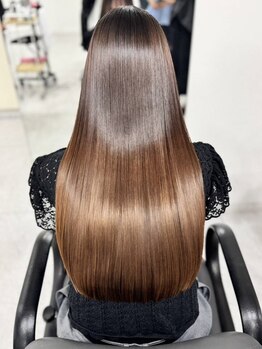 コティ(Kotii)の写真/パサつき、うねりなど大人女性が持つ髪の悩みを解決◎髪質改善トリートメントで美しいツヤ髪へ導きます。