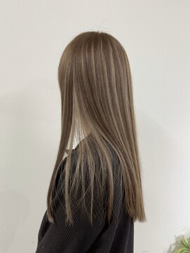 ソア 並木坂(Soa) 韓国スタイル／透明感カラー／髪質改善/熊本／ベージュカラー