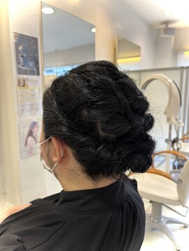 ライズヘアー(Rise hair) 編み込みダウン