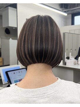 ヘアサロン リボーン(Hair salon Reborn) 王子ボブ白髪ぼかしハイライトショートボブレイヤー20代30代40代