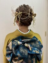 アカネ(Akane)&nbsp;成人式ヘアセット　まとめ髪アレンジ　10代 20代