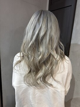 アクト 三鷹店(ACT) シルバーアッシュ