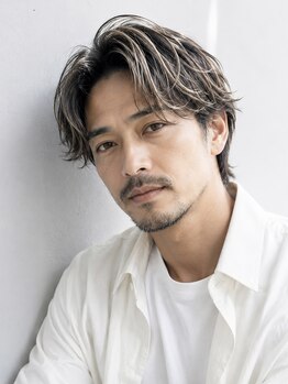 デュー 栄(DEW)の写真/大人男性の魅力を引き出すメンズ白髪ぼかしカラーで、自然な仕上がりを楽しんでみませんか？☆