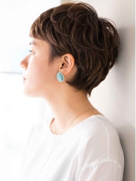 サーカス バイ ビュートリアム 青山(CIRCUS by BEAUTRIUM) 大人上品なフレンチベリーショート