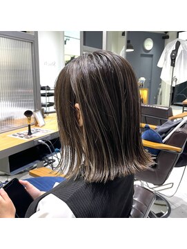 ストゥー(StueW.) ハイライト【倉敷】【岡山】【バレイヤージュ】