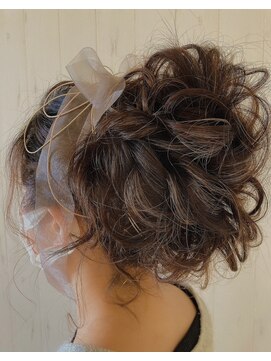 アイビス(AIBIZ) 高めのふわふわアップ