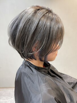 オリ(OLI) ショートヘア