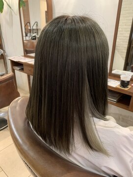 ヴィアンカ(Vianca) ミントベージュ×インナーグレージュ