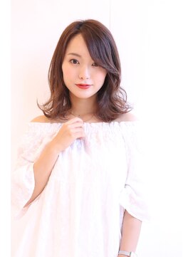 ワールドビューティビバルト 宝塚店(WORLD BEAUTY VIVALTO) 小顔外ハネミディアムアッシュ20代30代40代くびれミディ