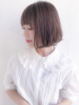 ルティア(Lutia) カシスピンクカラー　切りっぱなしボブ