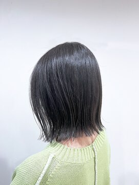 ロロン 下高井戸(LORONG) ミディアムボブ　アッシュグレー