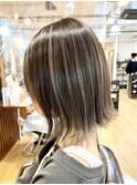 外はねボブ　ハイライト　ミルクティーカラー　20代30代40代