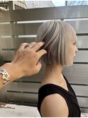 ホワイト×ポイントアッシュグレー
