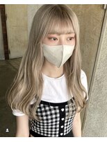 ガーデンヨコハマ(GARDEN YOKOHAMA) ハイトーン ホワイトベージュ ブロンド ロング ブリーチ