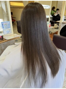 バニラ 古川店(VENIRE) プリエストレート