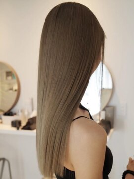 アリーズ シブヤ(ALLYS shibuya) ストレートロング/ハイトーンカラー