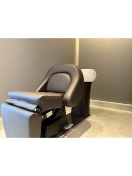 健康的な髪の土台を作る！自慢のヘッドスパで疲れた頭皮をいたわり、あなたの美しさを引き出します◎