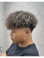 ササ シンサイバシ(33 SHINSAIBASHI)&nbsp;ホワイトメッシュバロックパーマ大阪心斎橋