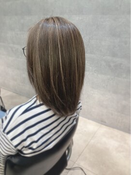 ソル 八王子(SOL) 「品のある立体感、大人のブラウンハイライト」