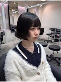ボブ×顔まわりレイヤー