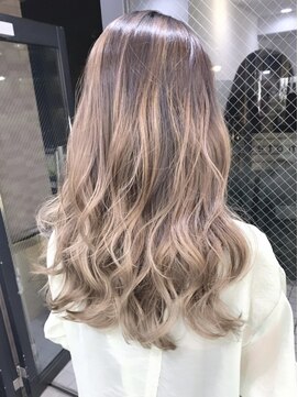 ステアケース 武蔵小杉店(stair:case) 【助川】バレイヤージュ/ベージュ/20代30代40代ヘアスタイル