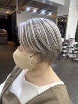 アヤメ 巣鴨店(ayame)&nbsp;(ayame巣鴨)白髪_白髪を活かすハイライト/ショートボブ/巣鴨5
