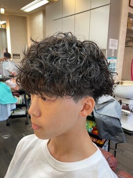 エスエムアールツー(SMR2) 波巻きパーマスタイル