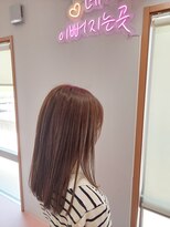 リュウ(Ryu)&nbsp;顔回りレイヤー透明感あるアッシュカラー