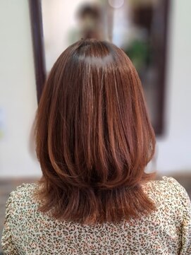 マノ マノ(Mano Mano) レイヤーカット