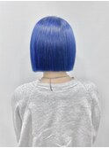 ブルー×切りっぱなしボブ