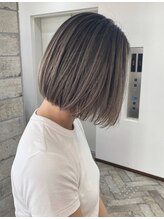 エッセンザ 梅田(ESSENZA) レイヤーカットハイライトバレイヤージュハイライトダブルカラー