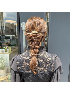 編みおろしヘアセット