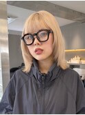 韓国ヘア顔周りレイヤー暗めミルクティーベージュグレージュ