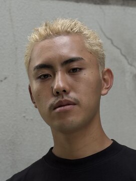 グラッシー(GLASSY) ハイトーンカラー/ツイストピンパーマ/スパイキーベリーショート