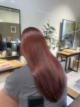 【奥田　カオル】ブリーチ無しでも美しい髪色を…