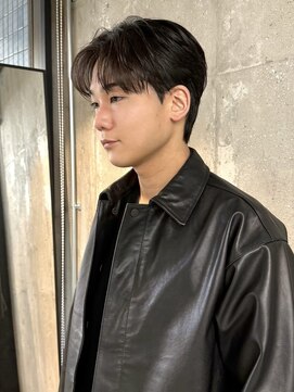 オルカ(ORCA) ダウンパーマ　センターパート　毛流れ　韓国　メンズ　南川聖華