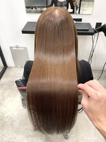 キュア 池袋(CURE) 12トーンブリーチなしベージュ×髪質改善ストレート #020