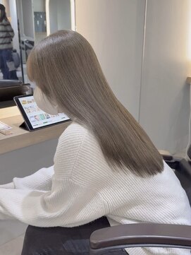 salon de MiLK 札幌大通店【サロン ド ミルク】 ブリーチレイヤーカット髪質改善トリートメント 【札幌大通】