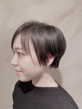 ココンフワット(coconfwat) 耳かけハンサムひし形ショート20代30代40代50代