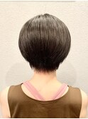 ショートボブ