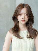 メゾンバイハバナ(maison by HAVANA)&nbsp;20代30代/大人かわいい/小顔ひし形/ウルフ/ミディアムレイヤー