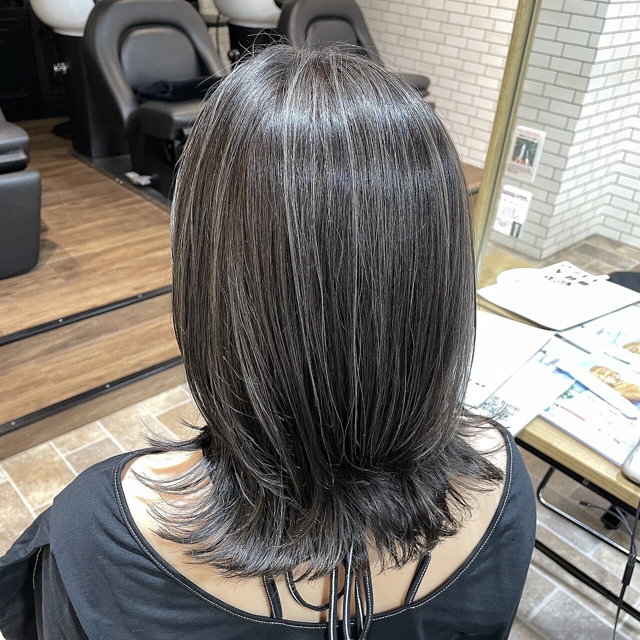 suzu ハイライトカラー 細めハイライト 大阪福島区 福島区美容室