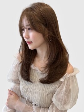 ユーフォリア 新宿通り(Euphoria) くびレイヤーエモージュケアカラー似合わせカットシアブラウン