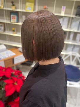 ドレス(Dress) ショートうる艶ボブ/透明感ブラウン