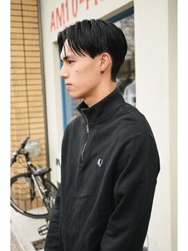 フォーコーナーズカットショップフェイビーズ 名古屋西(FourCornersCutShop favey's) 大人男子のセンターパート