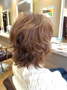 ヘアーメイクロージー 八軒店 (HAIR MAKE ROSY) 大人ショートミルクテーベージュハイライトレイヤーヘッドスパ