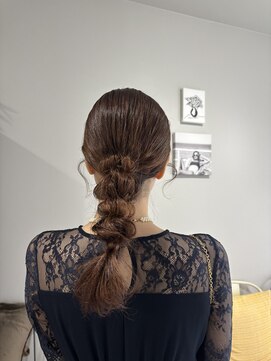 ソラナ 流山おおたかの森(solana) 編み下ろしヘアアレンジ