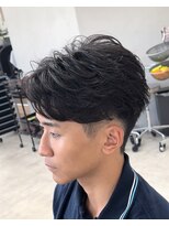 ラヴィズムバイフィフス(LUVISM by fifth) ニュアンスサーフフェザーパーマショートセンターパート/新潟